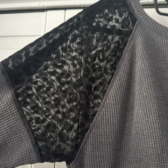 Women’s top size large from Kori excellent condition - Picture 2 of 8